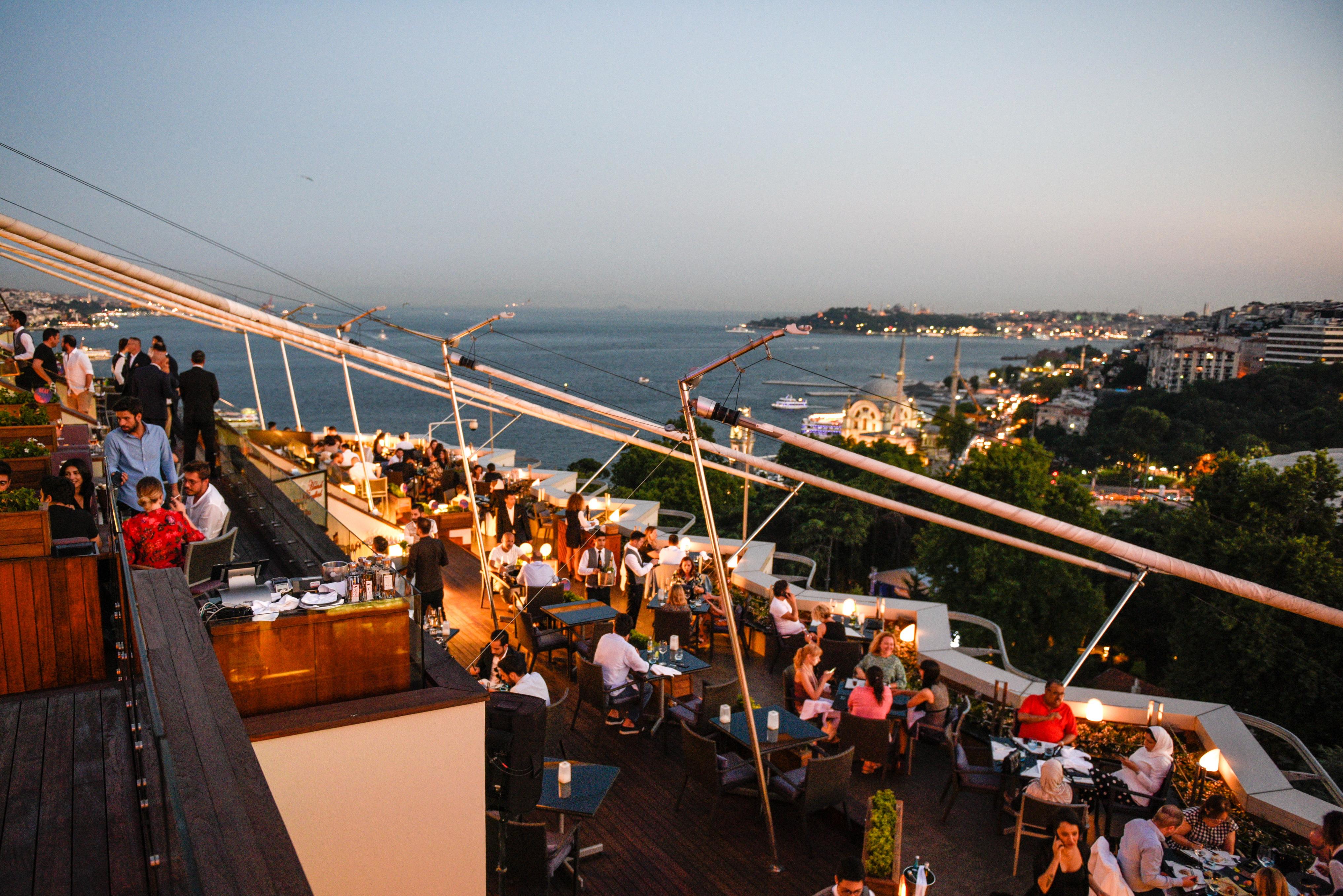 Swissotel The Bosphorus Istanbul Luaran gambar The Sky Bar
